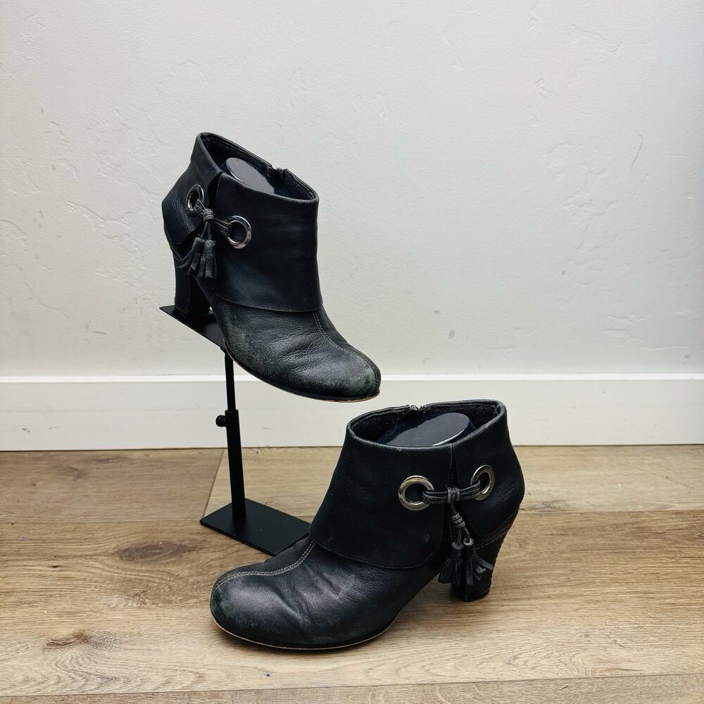 Antia Black Leather Hassle Heel Booties Women’s Size 7.5